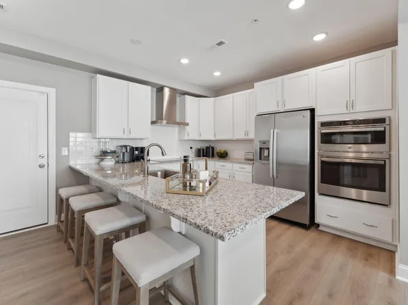 100 Parks Edge Way #100, Wake Forest, NC 27587