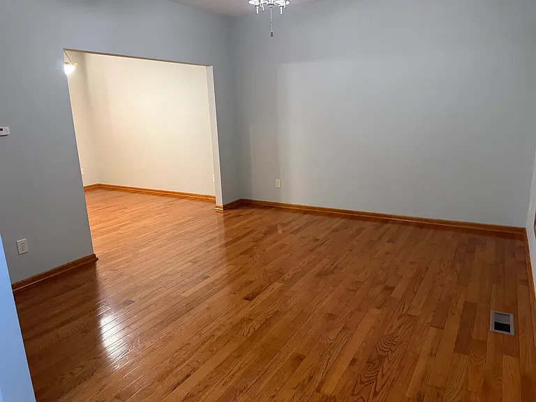 1900 Smoky Meadow Dr — Photo 3