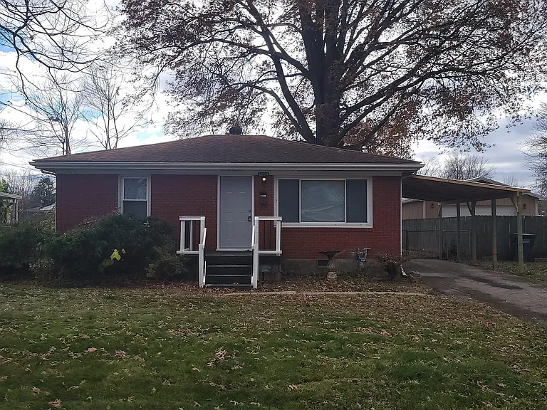 6004 Noah Dr — Photo 2