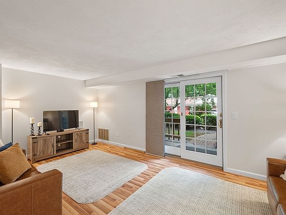 3rd image of 99 Apache Way Unit 99