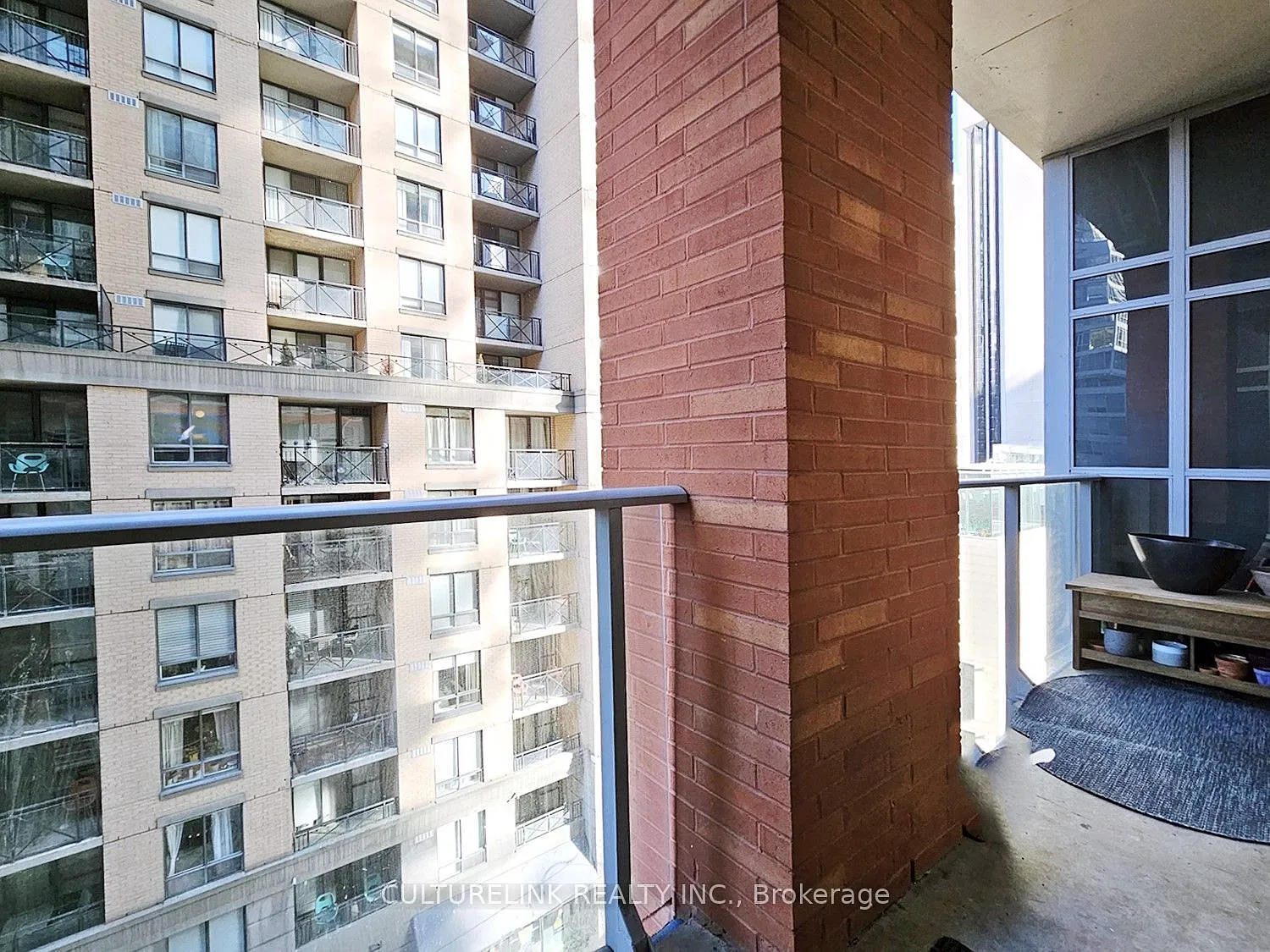 2 bed, $2,800 — Photo 2