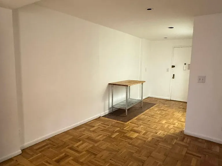 112 Willow St #1C — Photo 2