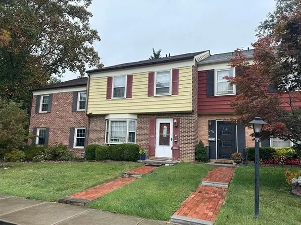 2720 Newton Ct, Blacksburg, VA 24060