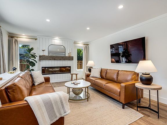 2nd image of 19324 Osenda Court