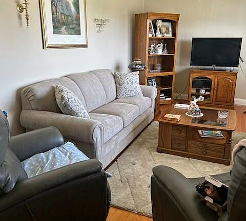 2nd image of 139 Harrison Ave