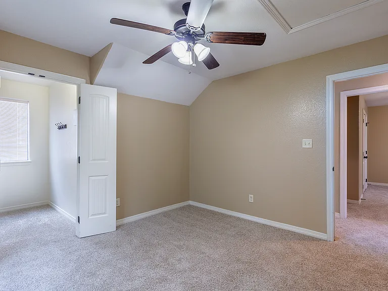731 Dominik Dr — Photo 20
