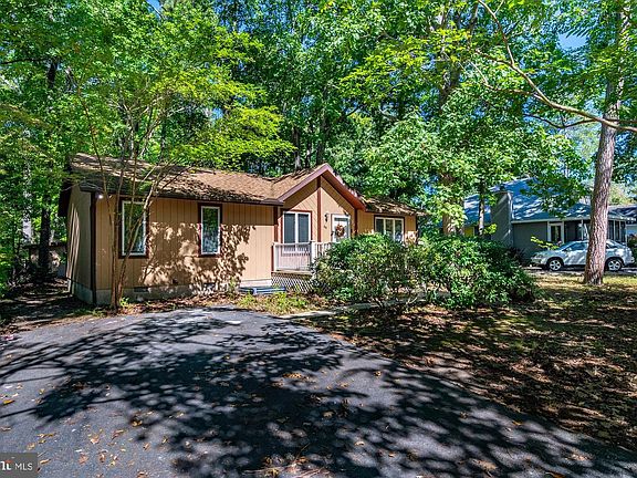 2nd image of 64 Abbyshire Rd