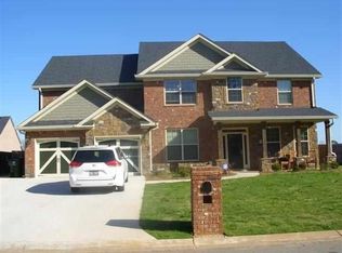 105 Cheshire Dr, Warner Robins, GA 31088