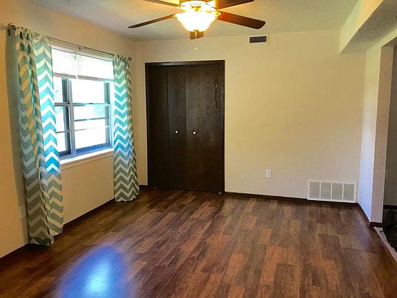 4th image of 383 E Glenpool Blvd S