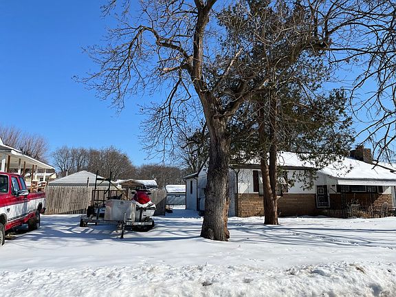 3rd image of 1505 Rosalie Ave