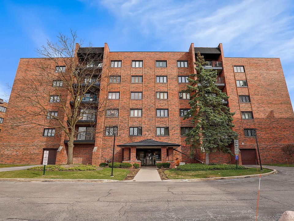1st image of 9346 Landings Ln Unit 302