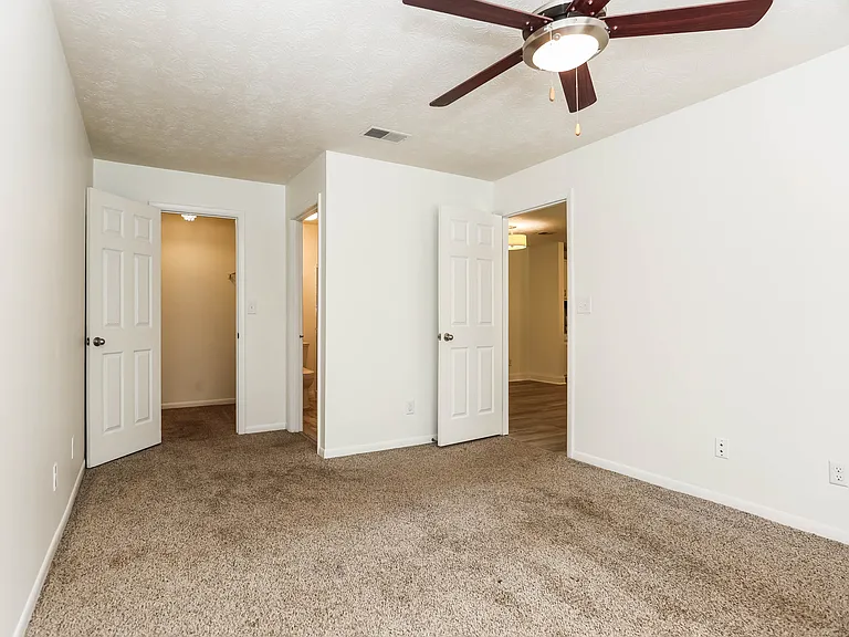 8839 Eagleview Dr #4 — Photo 8