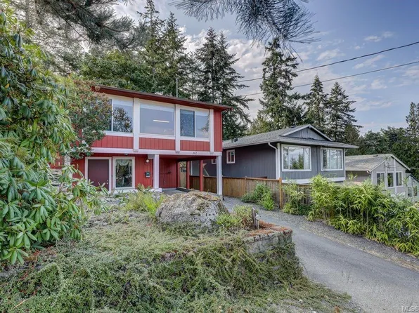 42 Kanaka Pl, Nanaimo, BC V9T 5B7