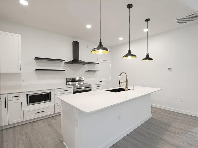 18380 Dakota Ave — Photo 17