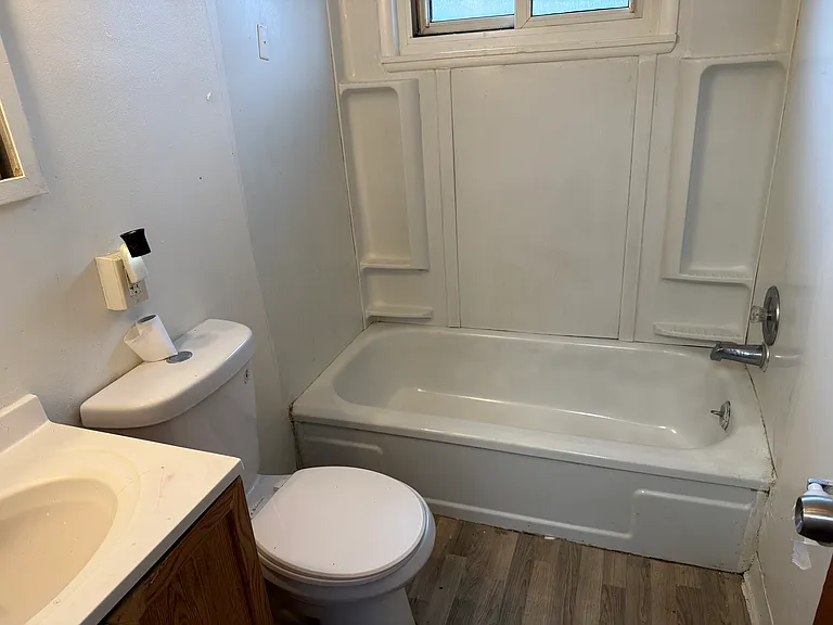 16212 Maplewood Ct — Photo 7
