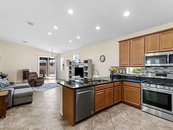 4th image of 3759 E ASPEN Avenue