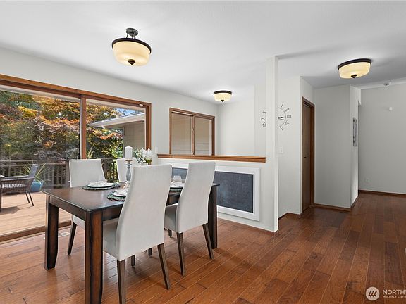 5th image of 25803 SE 157th Street
