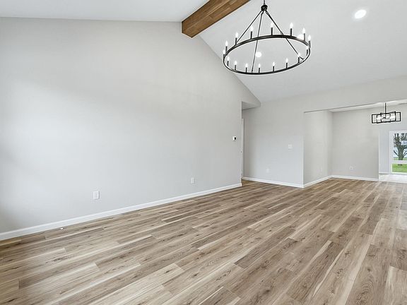 2nd image of 1317 Reckeweg Rd