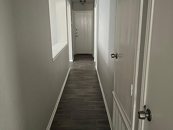 3rd image of 4907 Larkhill Farm