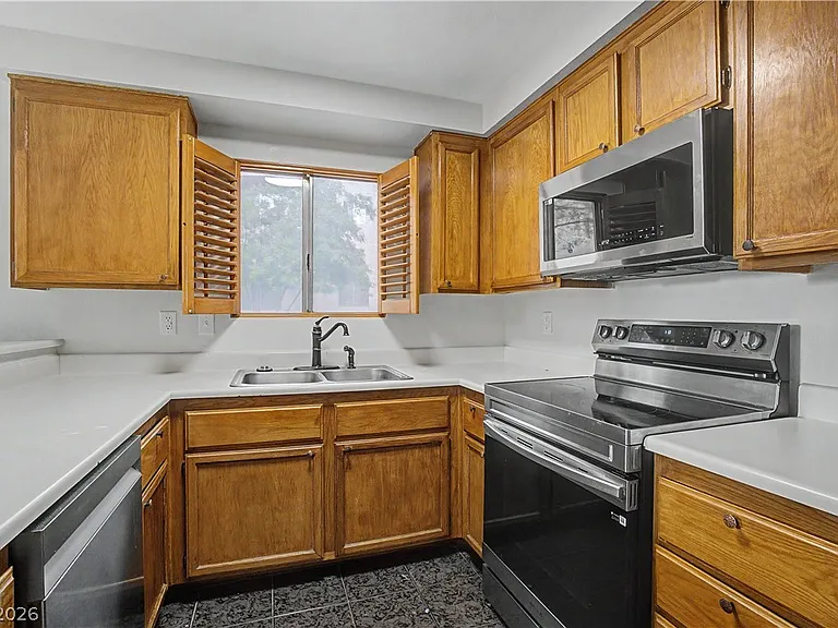 6885 Tamarus St #101 — Photo 17