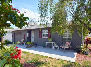 16002 2nd St E, Redington Beach, FL 33708