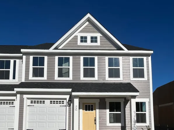 71 Crown St, Hardeeville, SC 29927