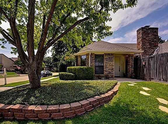 3rd image of 2841 Prescott Dr