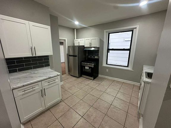 3rd image of 250 S Harrison St APT 35