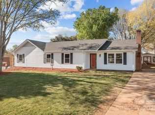 4515 Country Meadows Dr, Gastonia, NC 28056