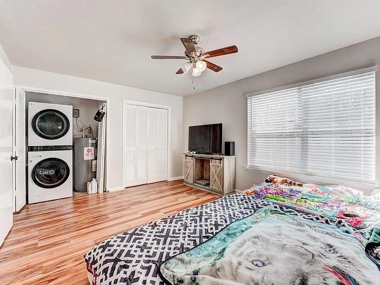 6001 Reims Rd #301 — Photo 21