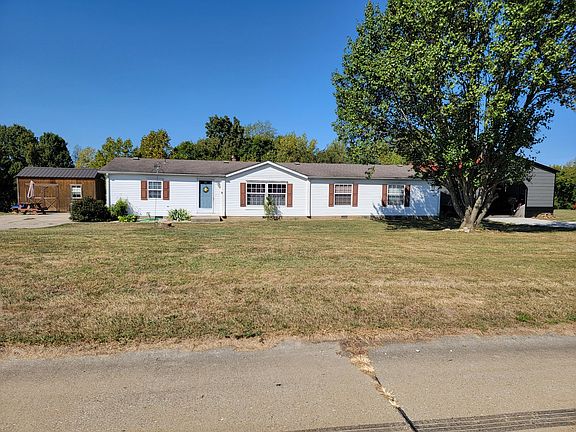 2nd image of 15690 Belmont Dr