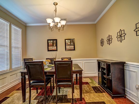 3rd image of 109 Misty Knoll Ln