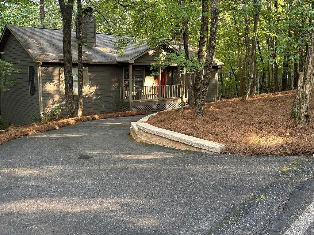 66 Chestnut Oak Point photo 1