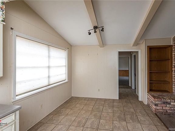 5th image of 2026 Pitch Pine Dr