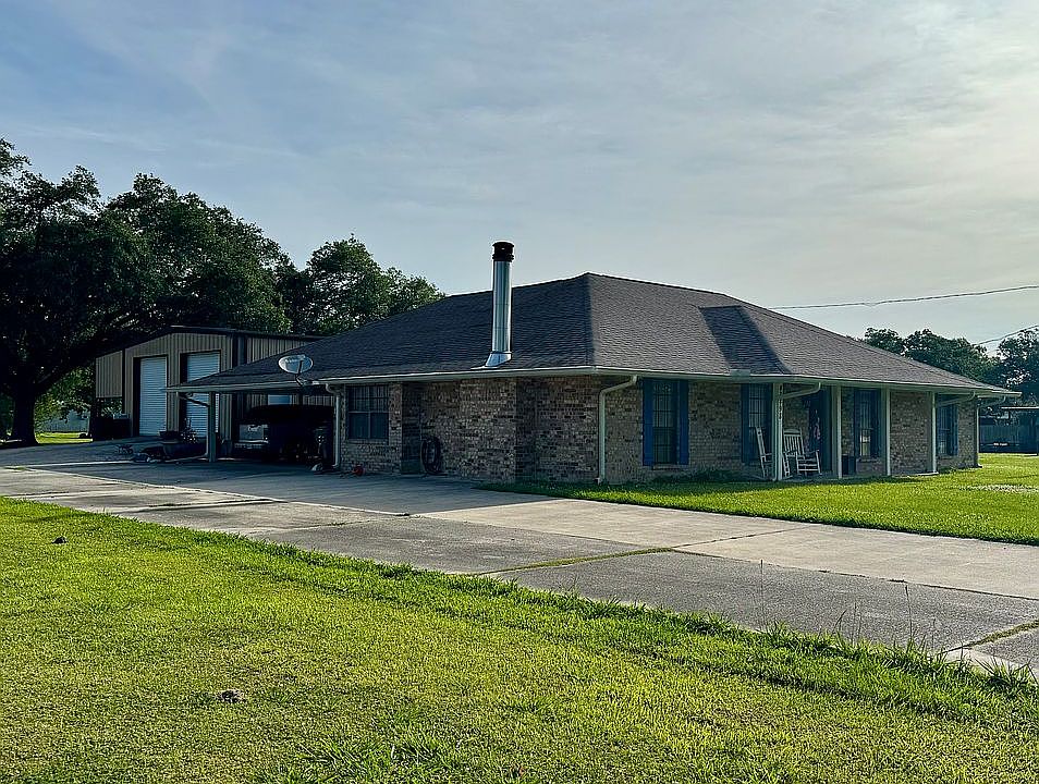 1st image of 43498 Stevens Rd