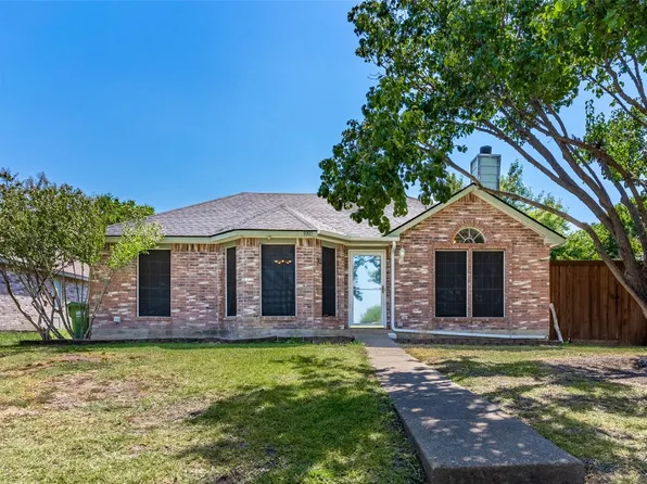 1005 Shadybrook Ln, Seagoville, TX 75159
