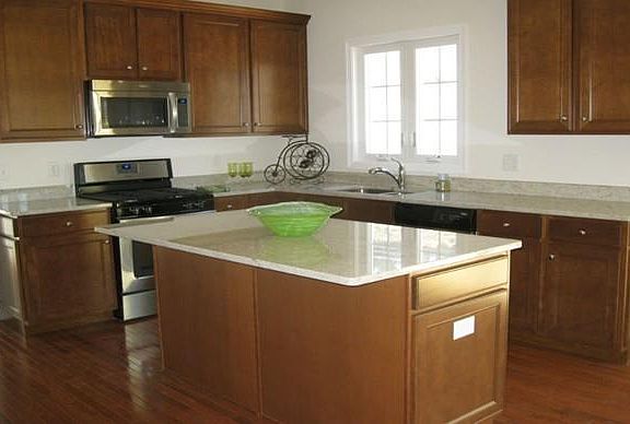 3rd image of 11 Farrington Ave