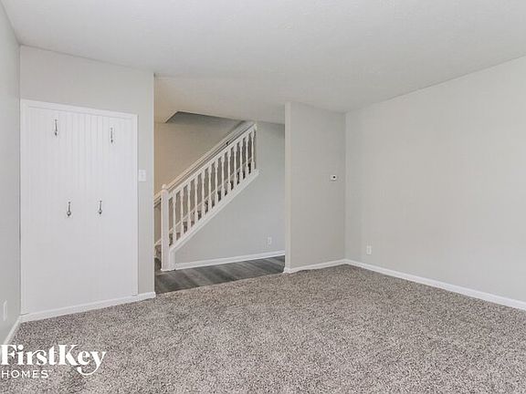 5th image of 7207 Tresa Cir