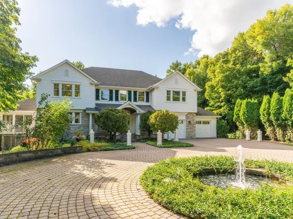 9811 Endicott Ave NW, Maple Lake, MN 55358