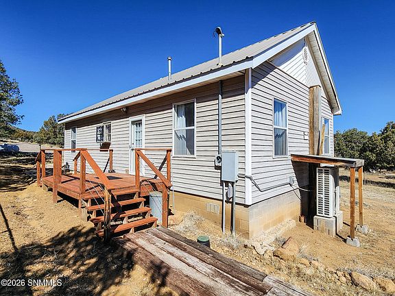 5th image of 58 Kneeling Nun Rd