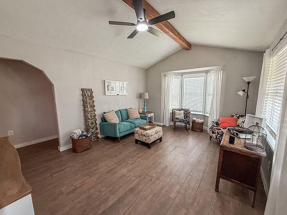 2nd image of 224 Maple Dr