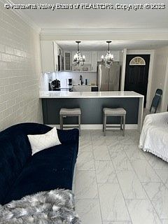 1st image of 2106 Kanawha Blvd E APT 221