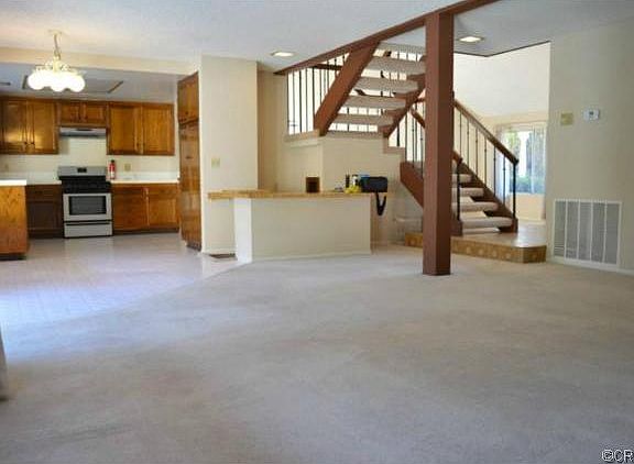 4th image of 16606 Woodmont Pl