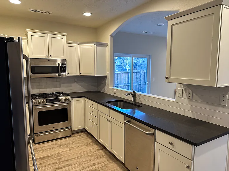 Lot's of counter and cabinet space!