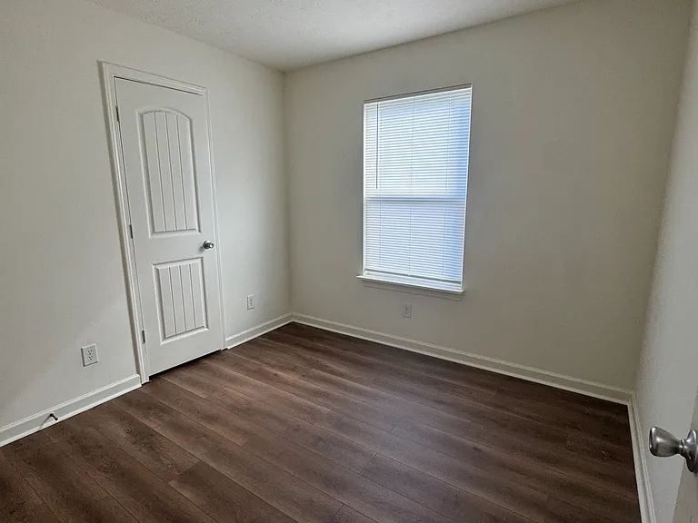 665 Bridgebend Run — Photo 14