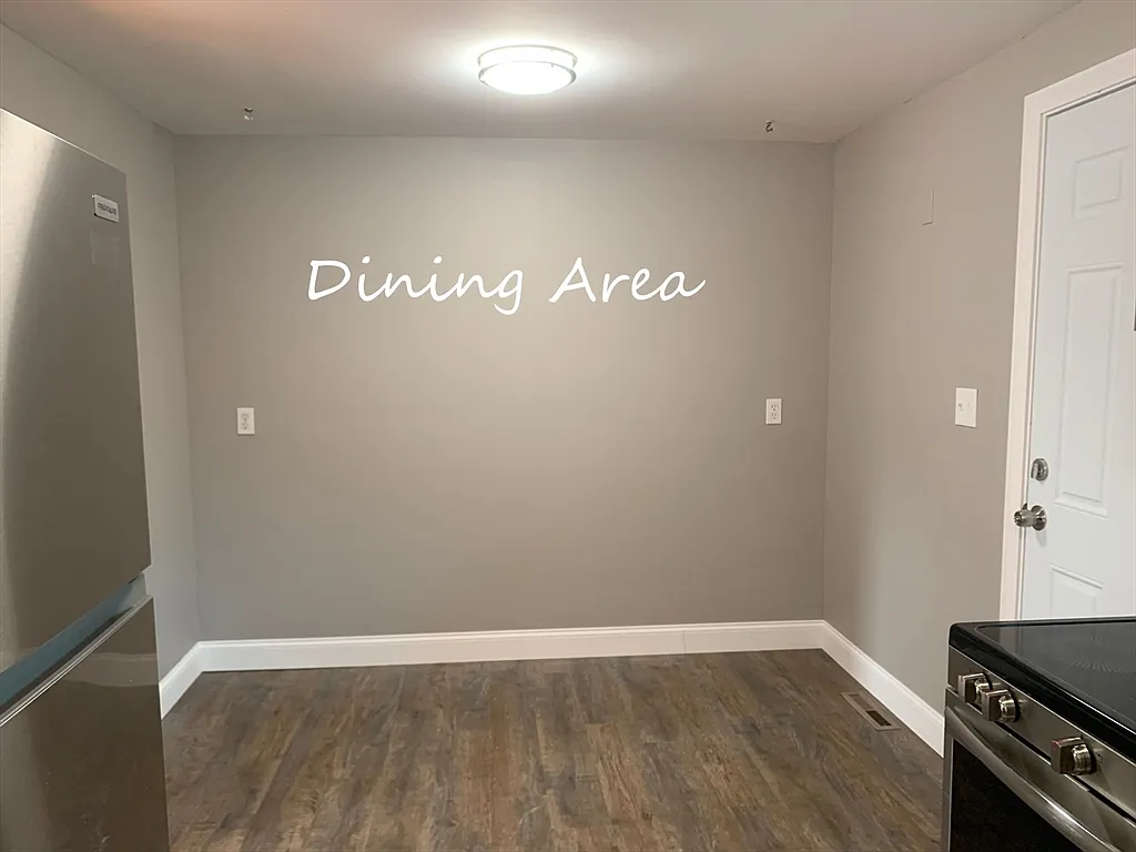 2 bed, 970 sqft, $1,850 — Photo 4