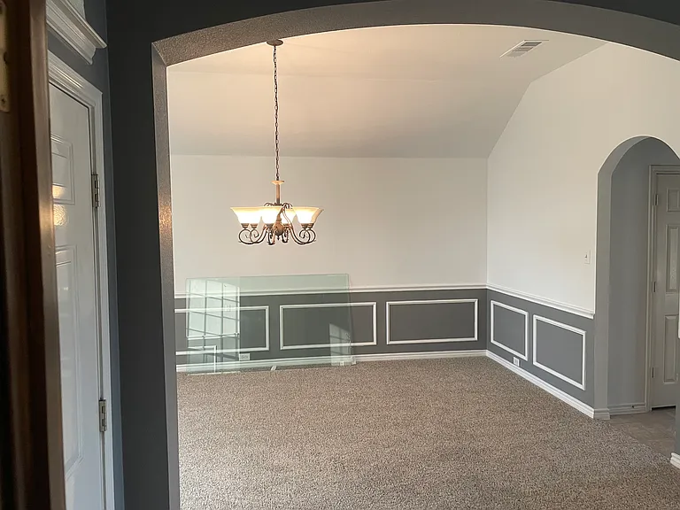 5304 Kathryn Dr — Photo 9