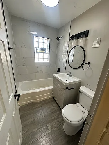 2719 E 165th St #1 Photo 1 2719 E 165th St #1 Photo 1