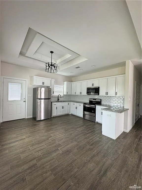 2 bed, 2.0 bath, 969 sqft, $1,150 — Photo 3