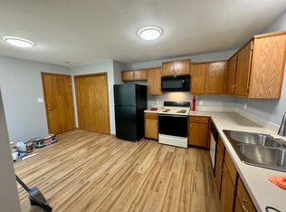 2100 Pikes Peek Pl, Lawrence, KS 66044